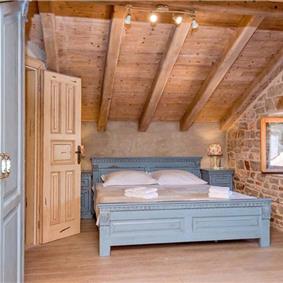 5 Bedroom Villa with Pool near Stari Grad, Hvar Island Sleeps 12 